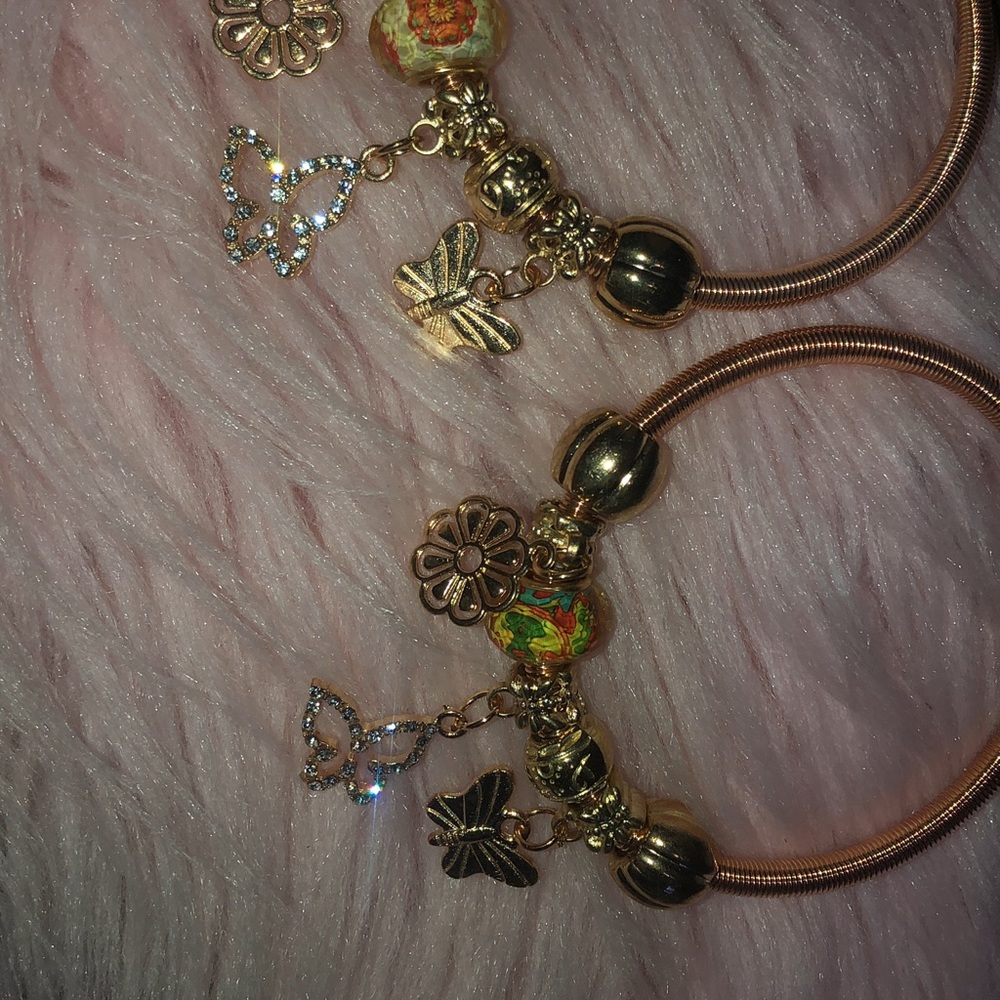 Charm bracelet